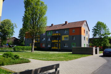 Freundliche 2-Zimmerwohnung mit Sonnenbalkon, 38304 Wolfenbüttel, Etagenwohnung